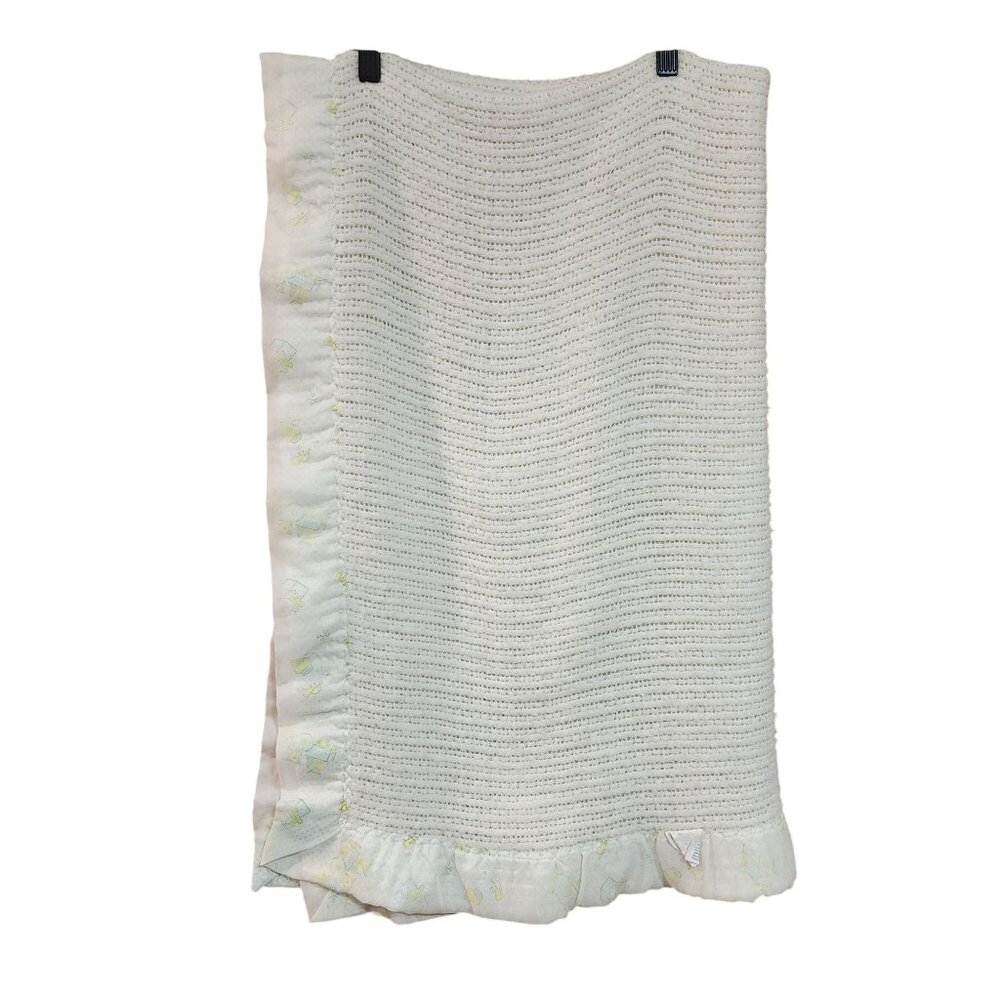 Vintage Carters Baby Blanket White Acrylic Knit Nursery Thermal Waffle Weave 40
